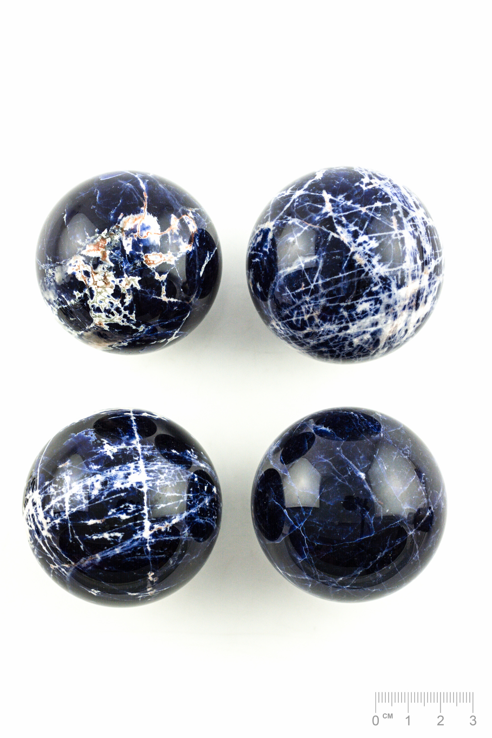 Boule Sodalite