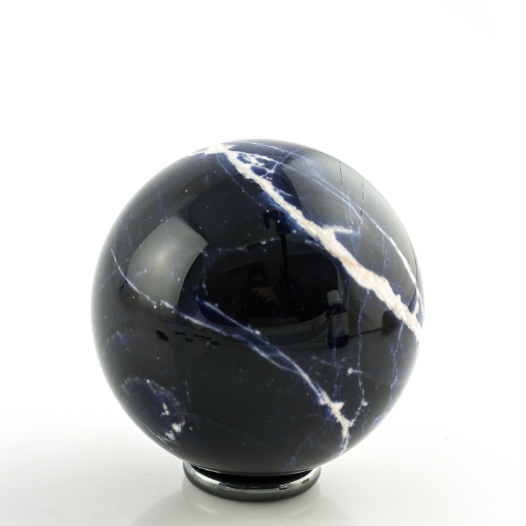 Boule Sodalite